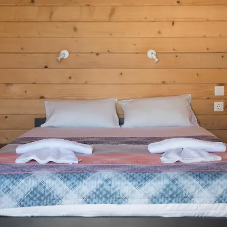 Stratos Wooden Apartment *