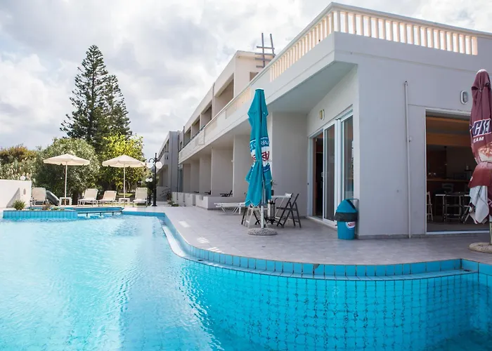 Stratos Wooden Апартаменти *